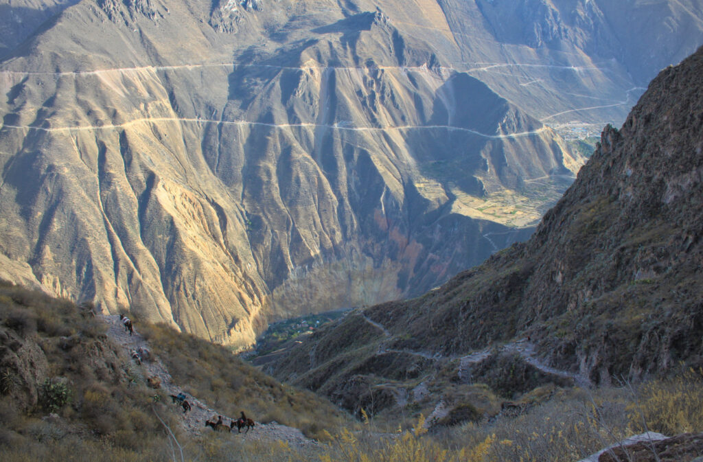 Colca Canyon - hiking path