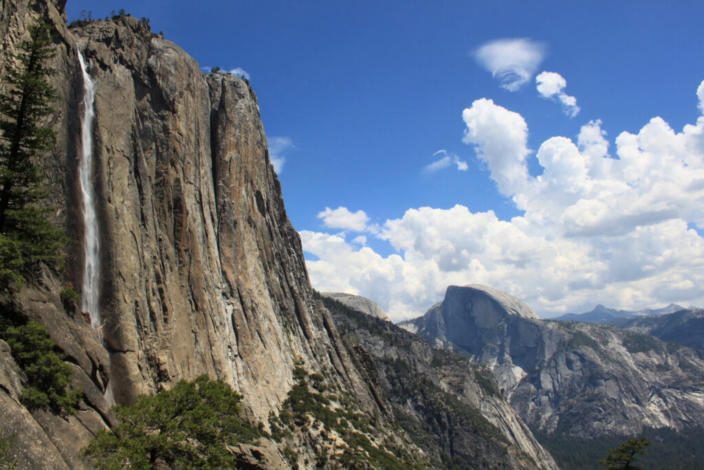 USA West Coast Road Trip: Upper Yosemite Falls