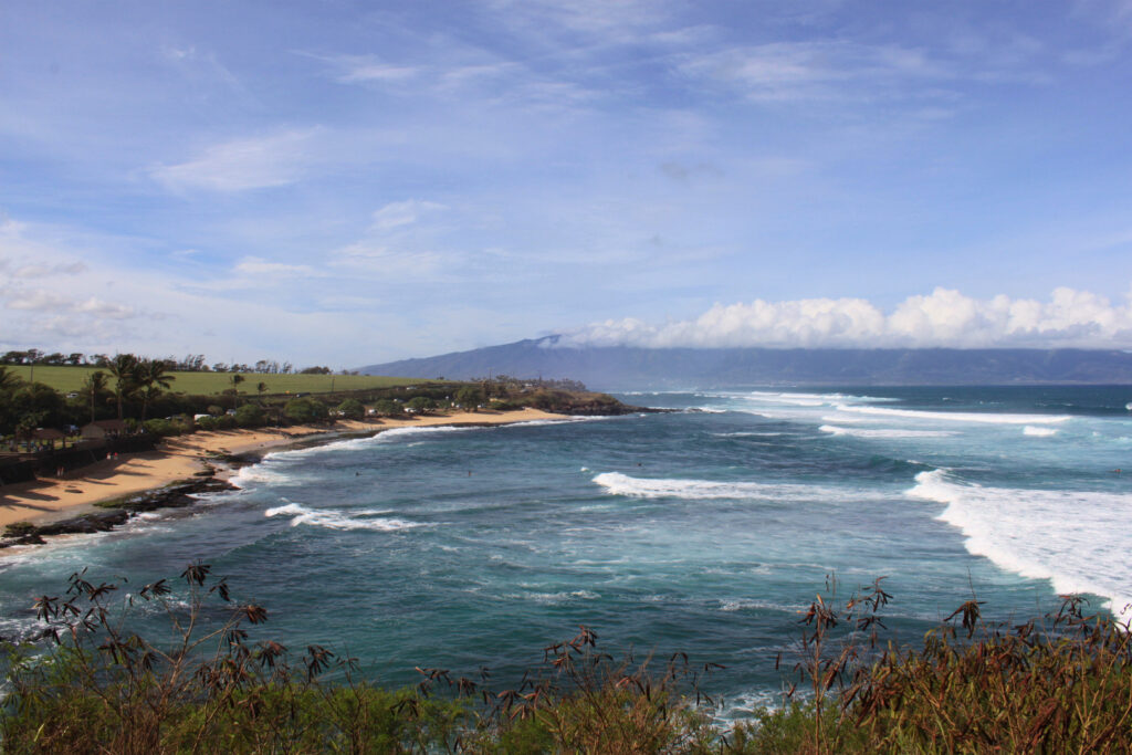Surfing the world renowned waves of Maui, Hawaii