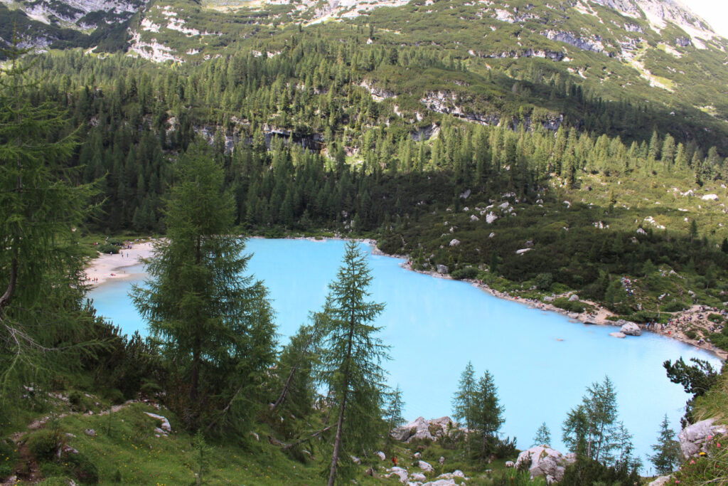Lago di Sorapis, summer in the Italian Dolomites